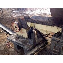 小型顎式破碎機(jī)，霸氣側(cè)漏碎石子